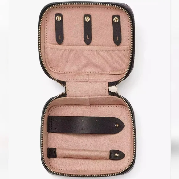 Kate ā ļø Jewelry Holder - Picture 2 of 15